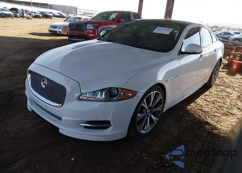 2015 Jaguar Xj z USA, uszkodzony, nr VIN SAJWA1CZ8F8V86563